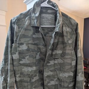 AMERICAN EAGLE camo jacket, women's size medium, zip up
